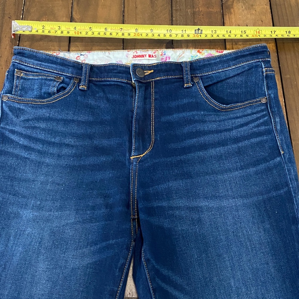 Johnny Was The Skinny Jean Mid Rise Dark Wash Stretch Denim Blue‎ Size 30 - Picture 6 of 9
